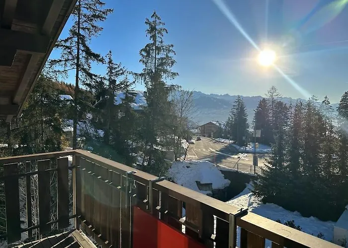 De Charme En Attique Dans Un Petit Lägenhet Crans-Montana