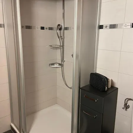 De Charme En Attique Dans Un Petit * Crans-Montana